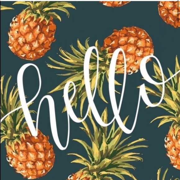 Meet your Posher and Welcome to My Closet - Picture 5 of 6